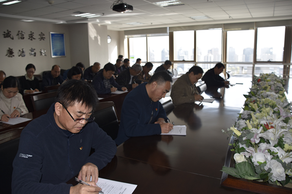 华体会在线平台-华体会在线官网
组织党员干部进行主题教育应知应会知识测试